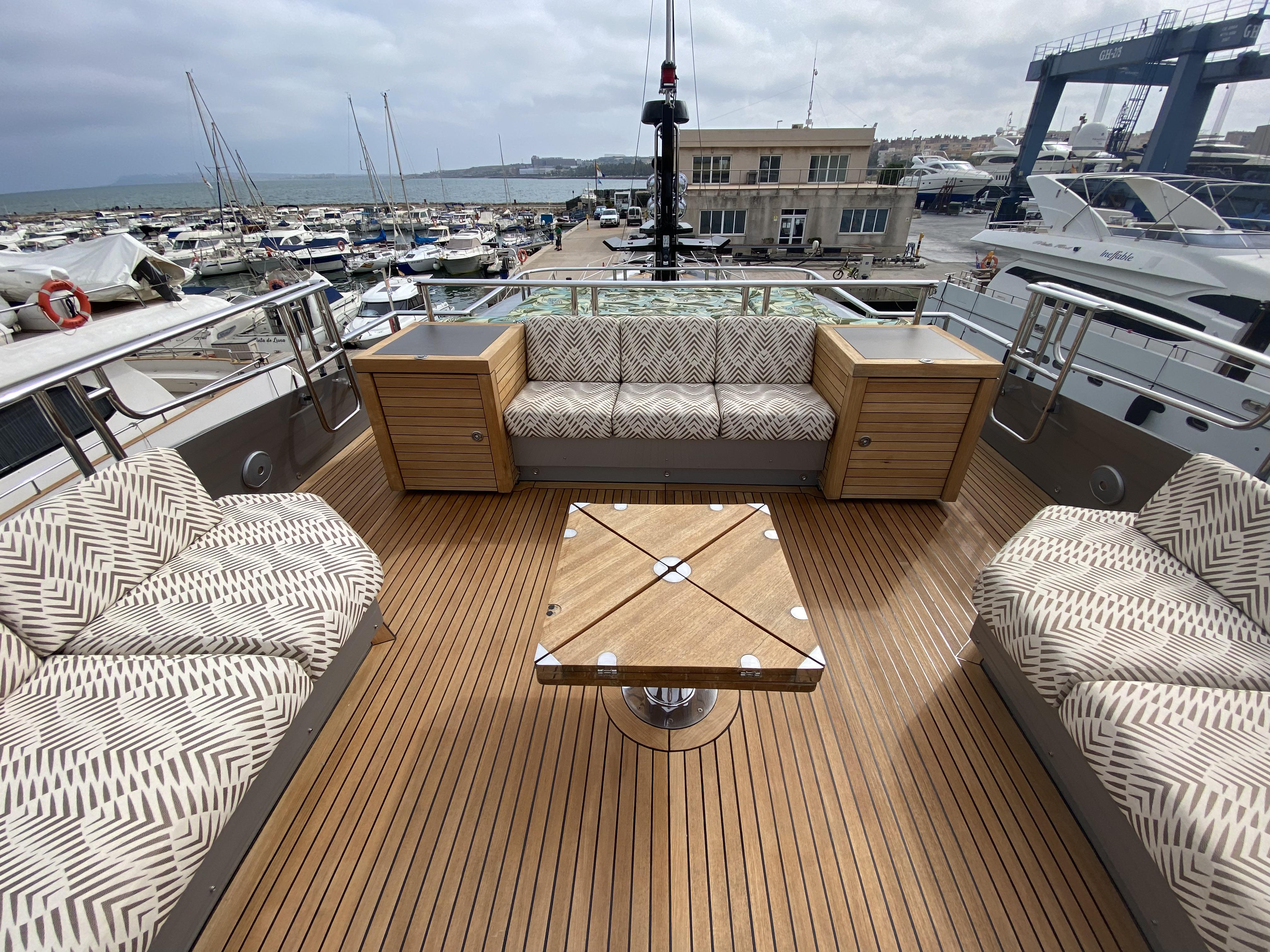 2005 PALMER JOHNSON 120 